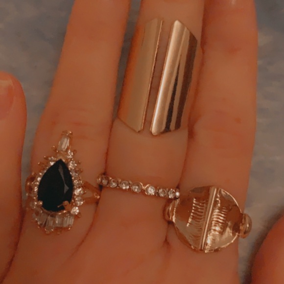 Gorgeous Stackable Knuckle Ring Set Black Jewel & Bling Rings Gold boutique NEW - Picture 11 of 17